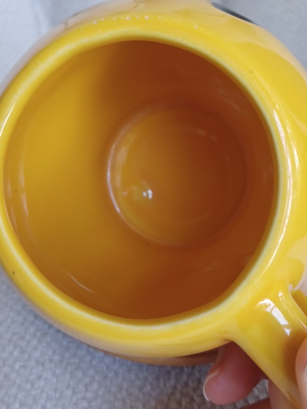 Vintage McCoy USA Pottery Yellow Smiley Face Mug - Picture 9 of 10
